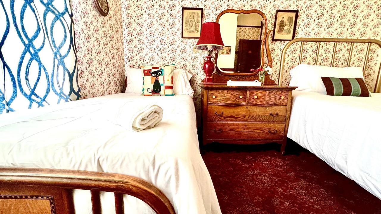 Hotel La More At The Bisbee Inn Exteriör bild
