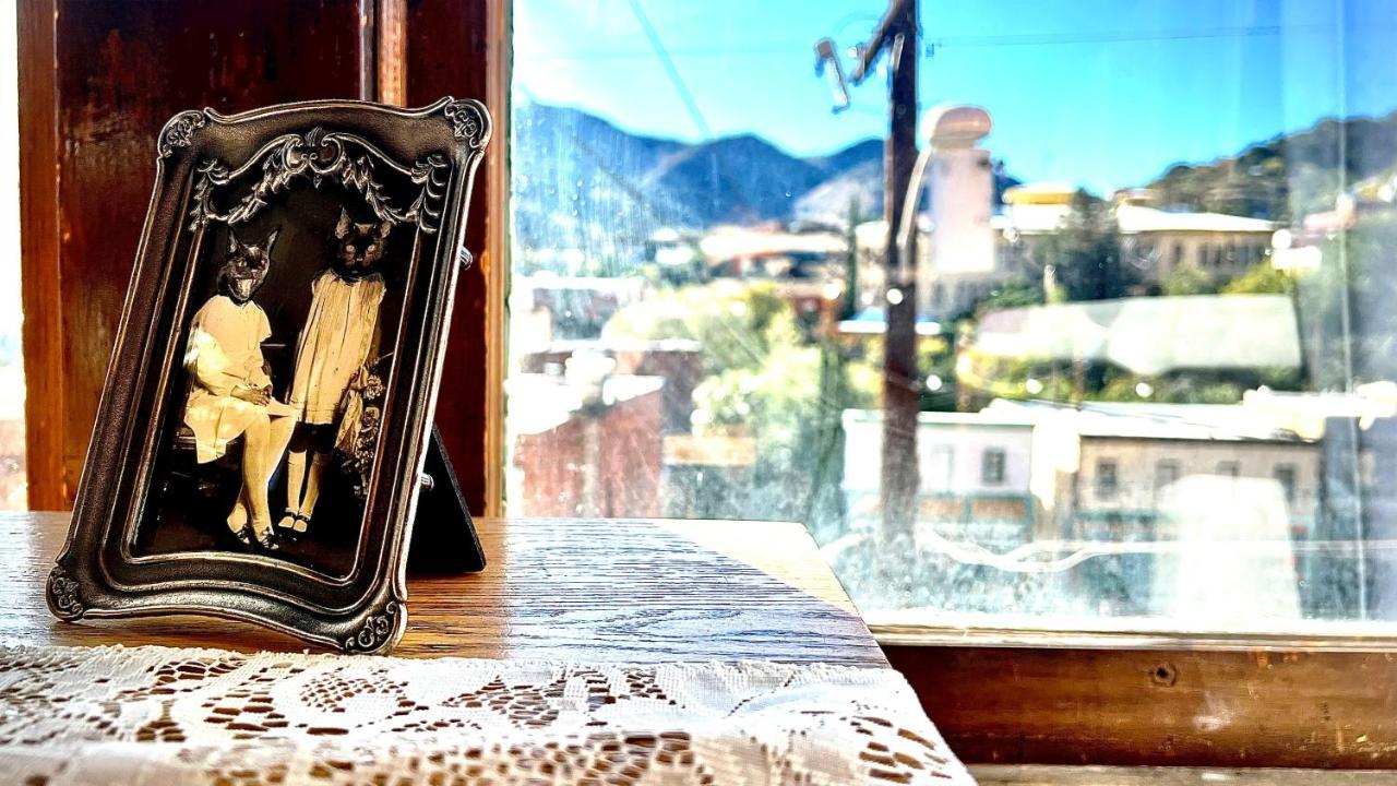 Hotel La More At The Bisbee Inn Exteriör bild