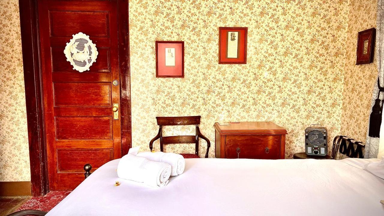 Hotel La More At The Bisbee Inn Exteriör bild