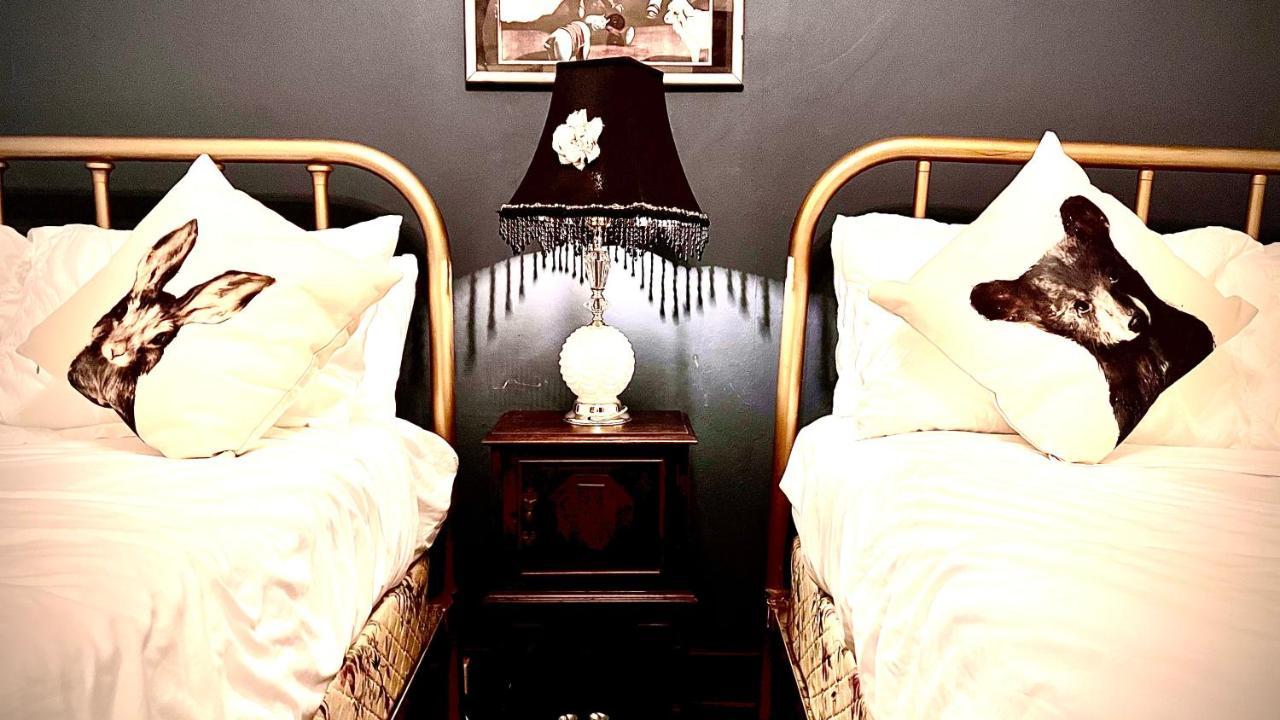 Hotel La More At The Bisbee Inn Exteriör bild